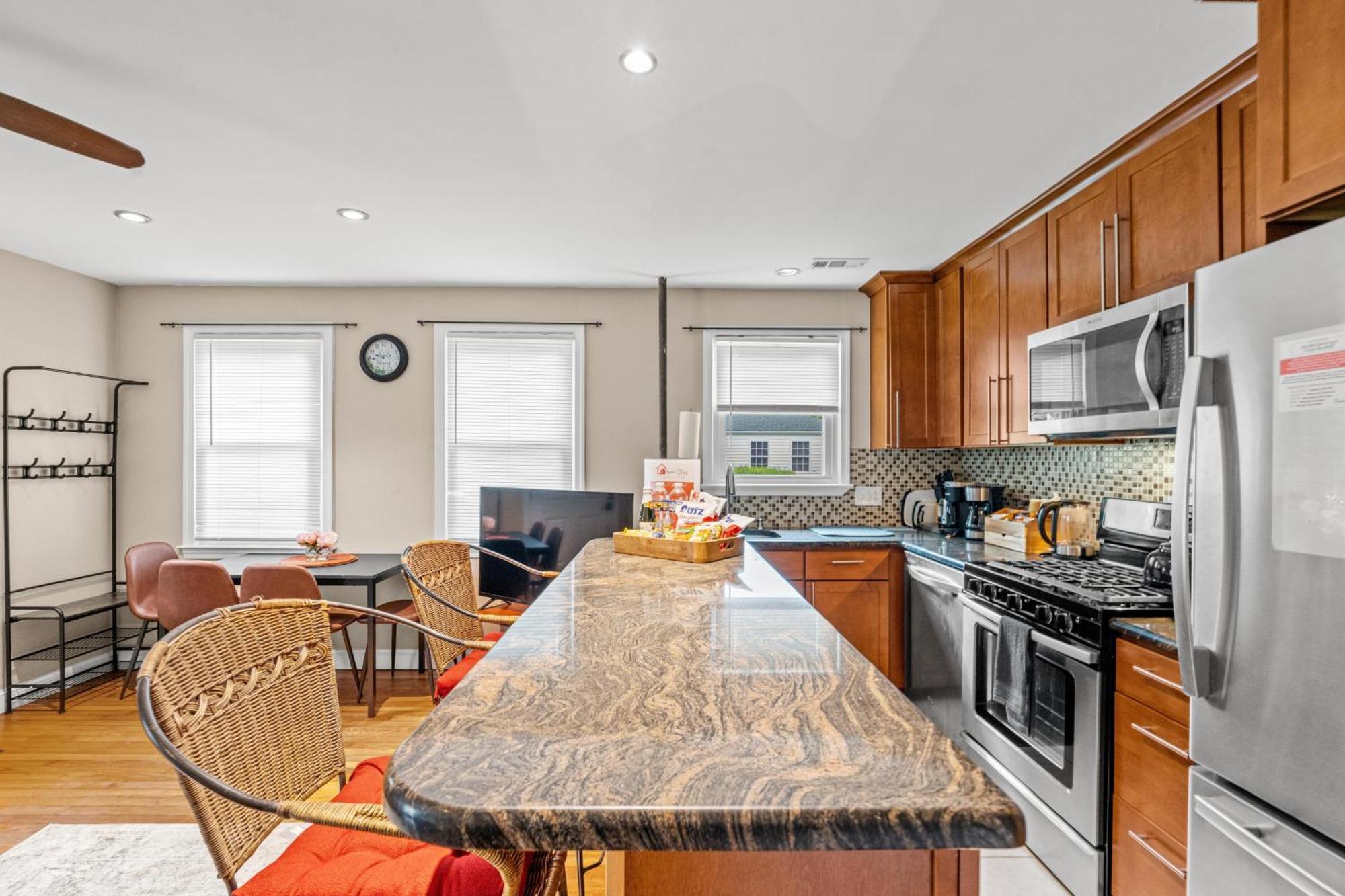 2 Bed Townhouse: Minutes From Dca-National Airport Villa Alexandria Exterior photo